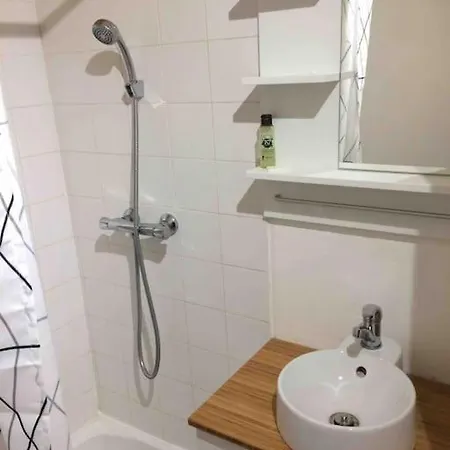 Gare , Proche Cathedrale / Iut ナント